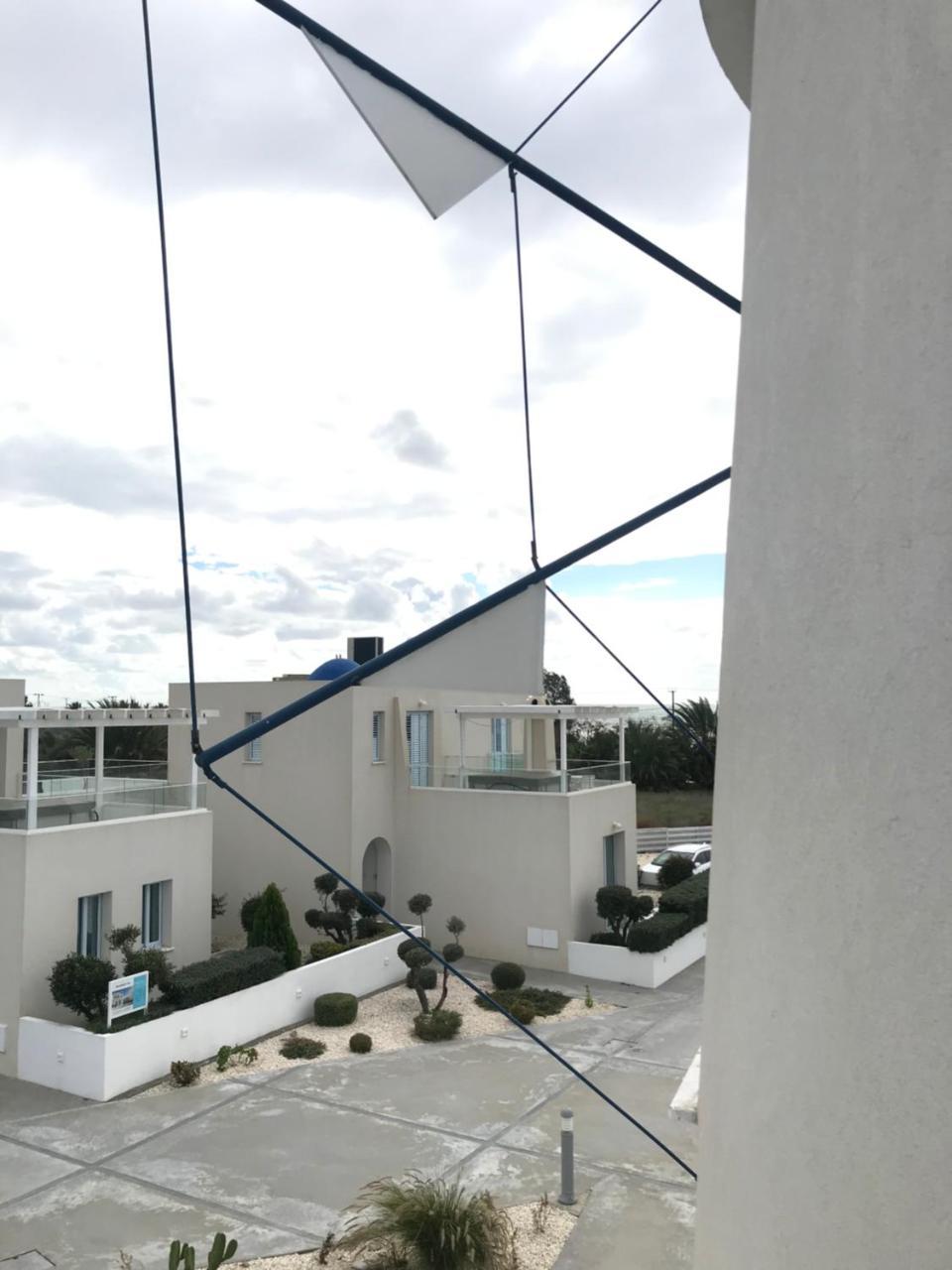 Wavebreeze Villas Paphos Bagian luar foto